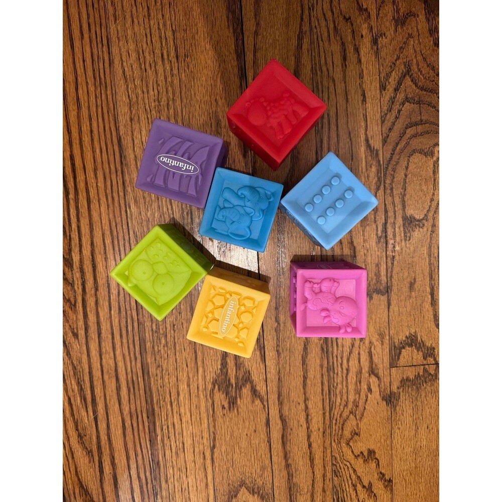Infantino Squeeze and Stack Blocks Set